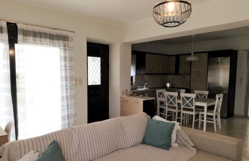 Kalyvia Thorikou House | Pine Grove House - We make you feel like home!