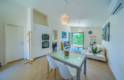 Milna Apartment | Pine Haven - Island Escape for two, private heated pool, Brac Island
