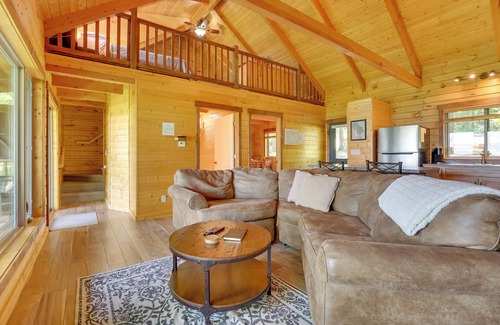 Mindoro Cabin | 'Pine Knob' Cabin w/Bluff Views in Mindoro!