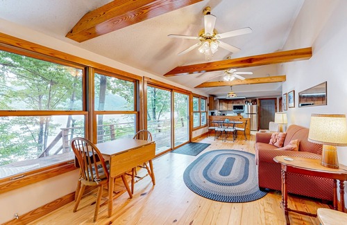 Silver Bay Cottage | Pine Knoll on Lake George | Cottage with direct lake & private dock access