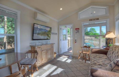 Bayfield House | Pine River Model Cabin 1 BR Bayfield