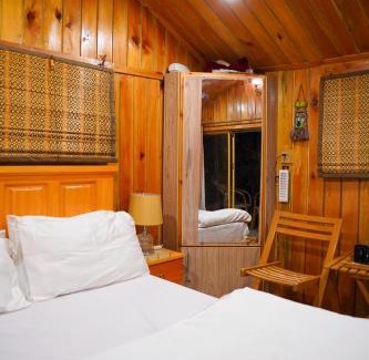 Dhirkot Villa | Pine Tree House - New Murree