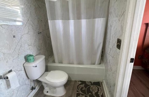 Baxley Hotel | Pinelodge Motel