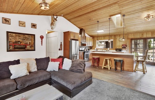 Fox Farm House | Pines AND Needles #1454