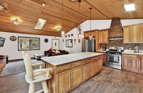 Fox Farm House | Pines AND Needles #1454