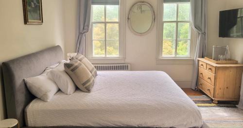Talmage Bed & Breakfast | Pinetown Bridge Bnb LLC