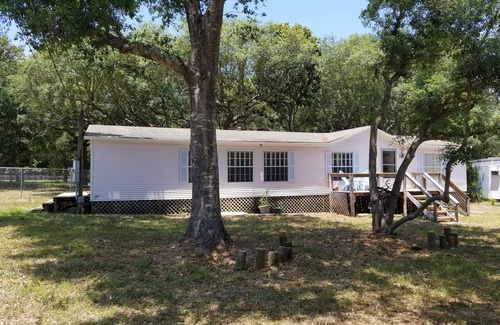 Ono Island House | PINK PEARL of THE POINT -Affordable 3/2 One block to ICW-6 minutes to Beach