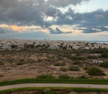 Al Ghubrah Ash Shamaliyyah Apartment | Pinnacle Row Comfort Corner