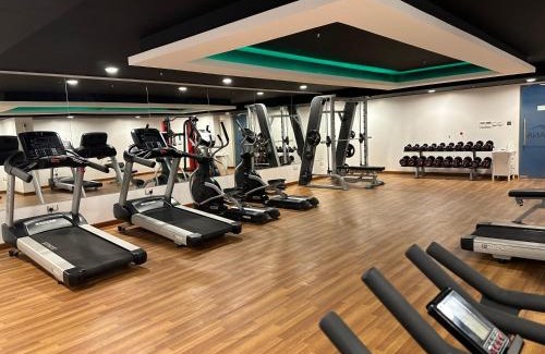 Al Ghubrah Ash Shamaliyyah Apartment | Pinnacle Row Comfort Corner