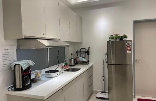 Sri Petaling Apartment | Pinnacle Sri Petaling- 10 mins to Stadium and Pavillion 2