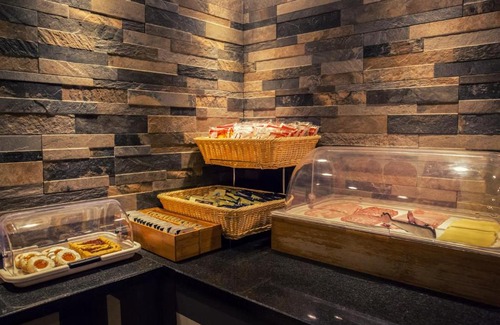 San Terenzo House | pino dependance