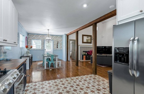 Norfolk House | Pinterest-Worthy Spanish Style Casita! Dogs Welcome!