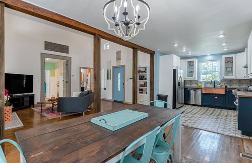 Norfolk House | Pinterest-Worthy Spanish Style Casita! Dogs Welcome!