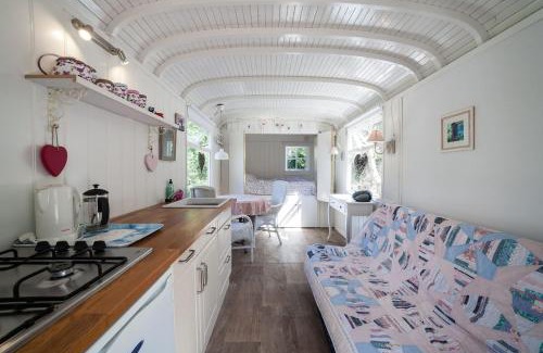Lachapelle-Auzac House | pipowagen Blagour gelegen aan waterbron