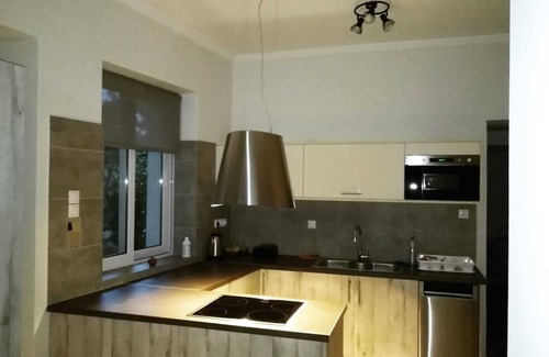 Piraeus Apartment | Piraeus Suite ~ Ermioni Villas