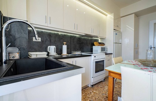 Atalanti Apartment | Piraiki Sea View Apt, 2bdrms, 4 pers by MPS