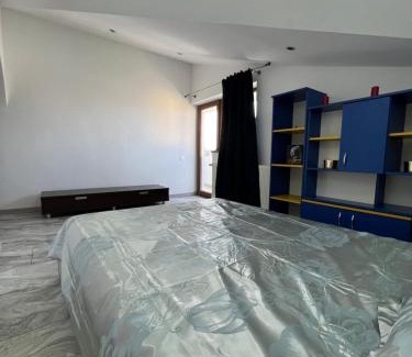 Sector 5 Apartment | Piramidei Aparthotel