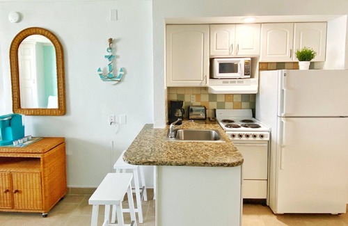 Daytona Beach Shores House | Pirates Cove Resort Studios