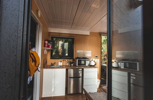 Eaglehawk Neck House | Pirates Retreat by Tiny Away