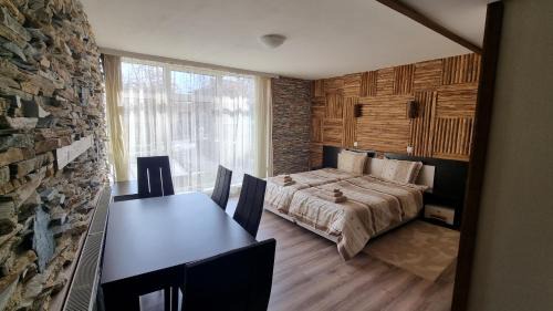 Old Town Apartment | Pirin Studios