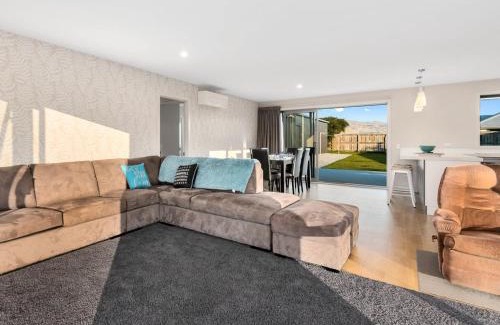 Cromwell House | Pisa Oasis - Cromwell Holiday Home