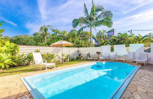 Camburi Villa | Piscina e 3 dorm a 150 m de Camburizinho