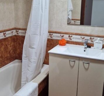 Boiro Apartment | Piso al lado de la playa