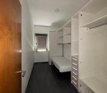 Zaidin Apartment | Piso bendecido