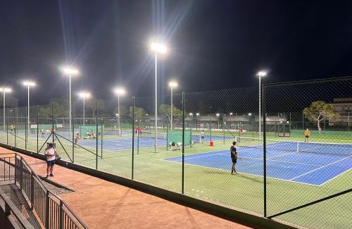 Los Geraeos Apartment | Piso con AC, piscina y pista de pádel y tenis en Águilas