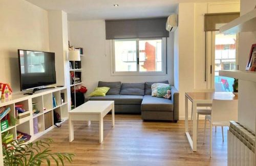Tarragona Apartment | Piso con piscina y playa a 300m
