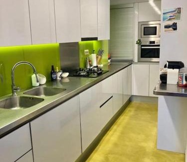 Tarragona Apartment | Piso con piscina y playa a 300m