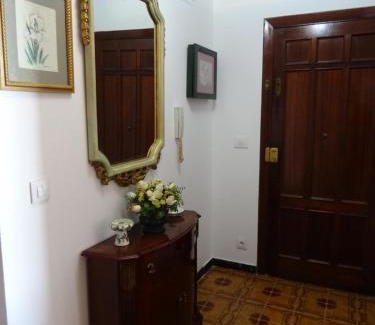Pontedeume Apartment | Piso en centro urbano de Puentedeume con terraza