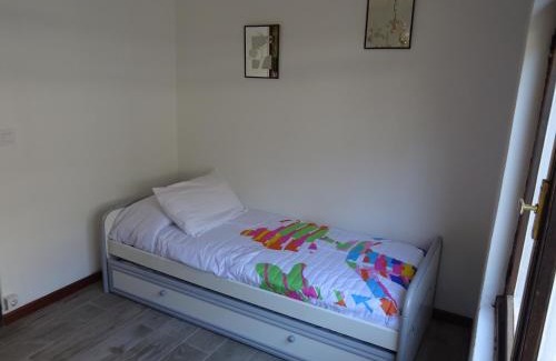 Pontedeume Apartment | Piso en centro urbano de Puentedeume con terraza