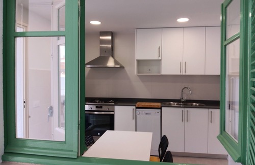 Malgrat de Mar Apartment | Piso Ideal Para Pasar Unos Días en Pareja, Amigos, Familia. Cerca de la Playa