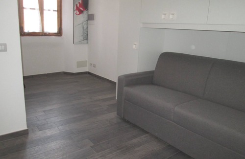 Gallarate Apartment | Pit Stop - Gallarate