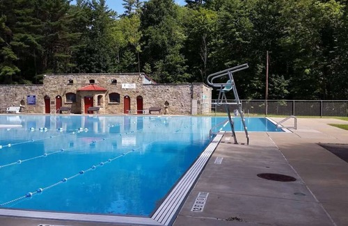 Oneonta Apartment | Pitcher's Paradise Apt 2 All Star Baseball Rentals