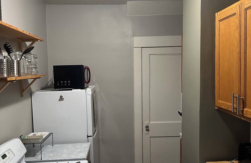 Pittsburgh House | Pittsburgh city views close to all, cozy & bright 1BR - King + Dedicated Office