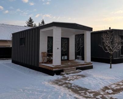 Targu Secuiesc House | Pixel - Tiny Village