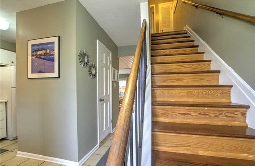 Pine Knoll Shores House | PKT