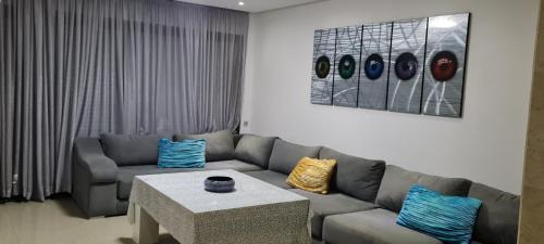 Plage des Nations Apartment | Plage Des Nations Apartment