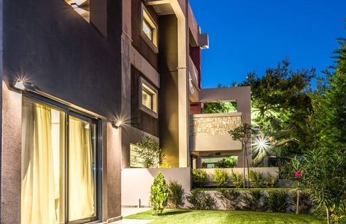 Penteli Apartment | Plaisance. A 160 m2 apartment with exceptional view.