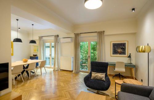 Makrigianni Apartment | Plaka Premier Stay - Steps from Acropolis Museum and Metro