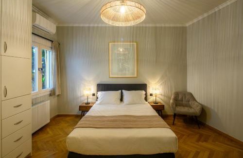 Makrigianni Apartment | Plaka Premier Stay - Steps from Acropolis Museum and Metro