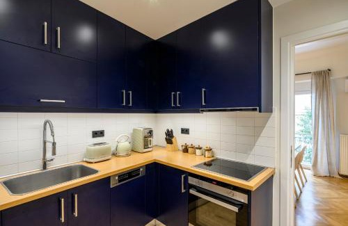 Makrigianni Apartment | Plaka Premier Stay - Steps from Acropolis Museum and Metro