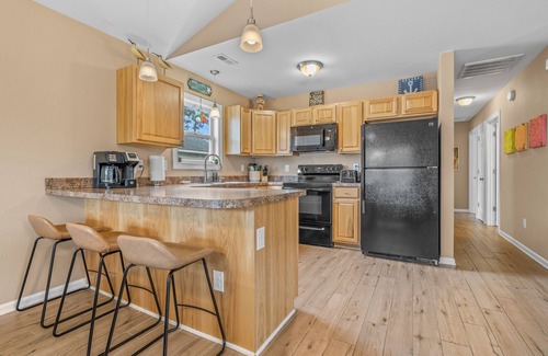 Kill Devil Hills House | Plan your OBX trip - prime Kill Devil Hills location!