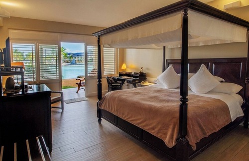 Lapu-Lapu Resort | Plantation Bay Resort and Spa