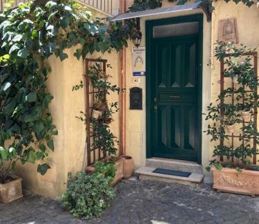 Sutri House | Platea Cavour