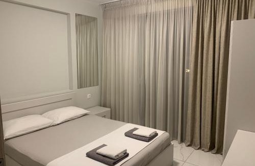 Kallithea Apartment | PLATINUM apartment with pool