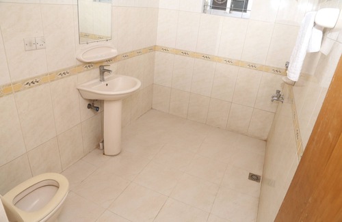 Uttara Hotel | Platinum Hotel Ltd