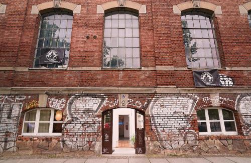 Plagwitz Apartment | Platz für alle - geschmackvolle Gruppenunterkunft